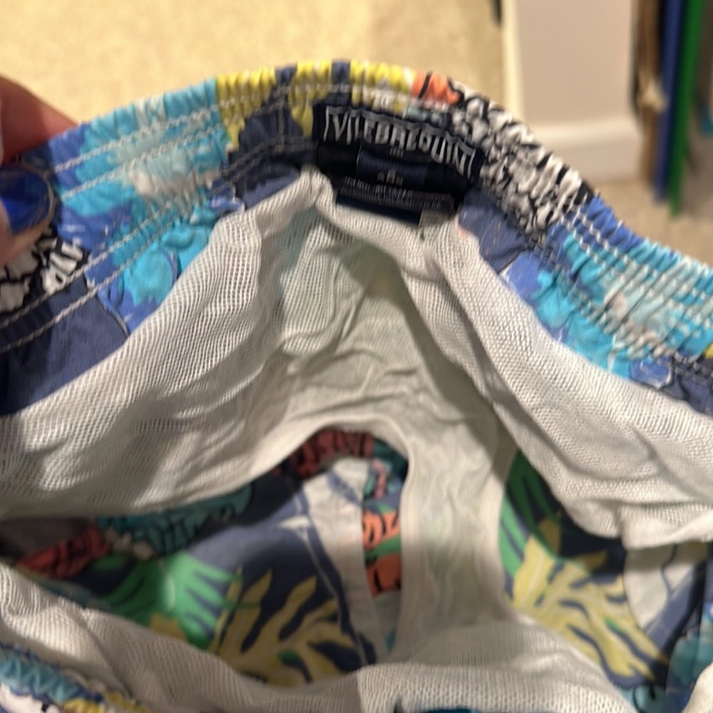 Boys size 6 multicolor vilbrequin swim shorts - Picture 4 of 5